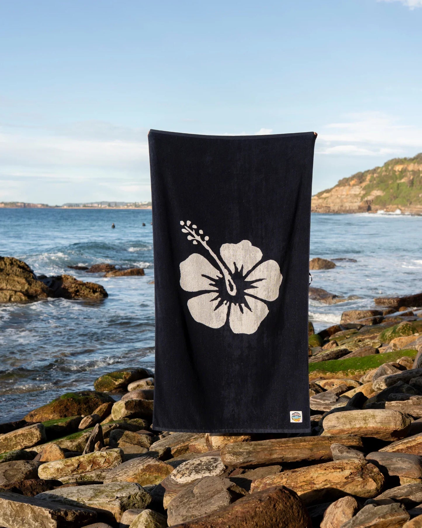 Hibiscus Beach Towel - Navy White