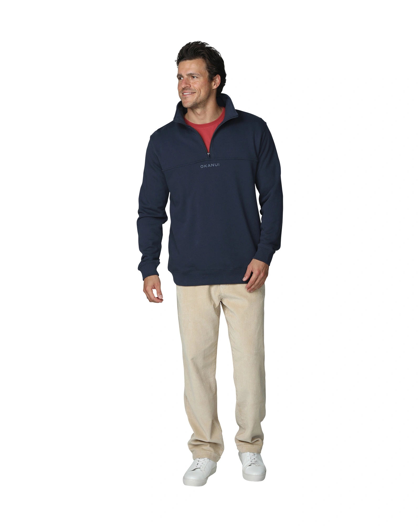 a sweatshirt in the color navy blue with a red shirt inside.