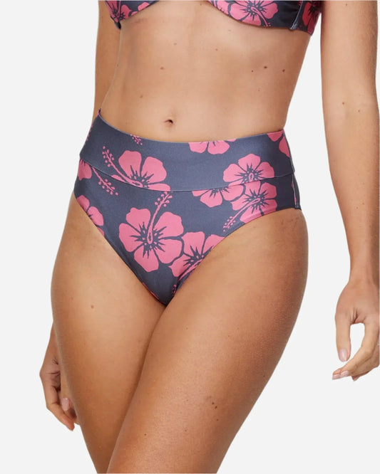 Closeup front view of a female model wearing the Okanui Sundance High Waist Pant Bikini Bottom n Hibiscus Iron Pink