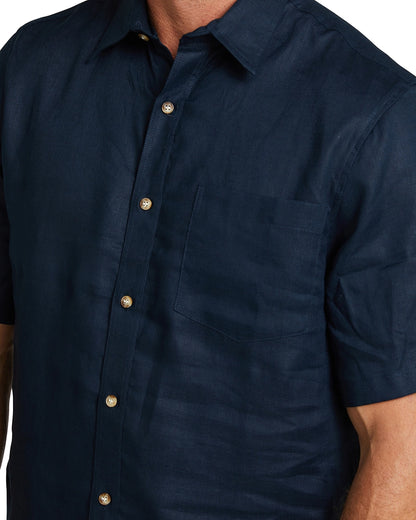 A close up look of the Okanui Linen Short Sleeve Shirt for men in navy color.